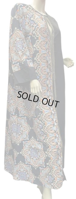 画像2: プリントポリエステルガラベーヤ☆black☆前開きタイプ☆フロントオープン