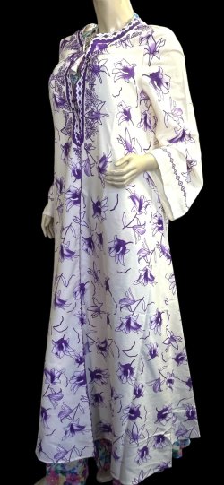 画像2: プリントポリエステルガラベーヤ☆white purple flower ☆前開きタイプ☆フロントオープン