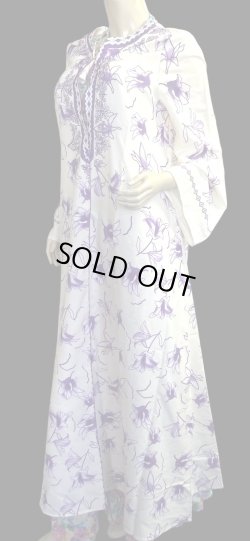 画像2: プリントポリエステルガラベーヤ☆white purple flower ☆前開きタイプ☆フロントオープン