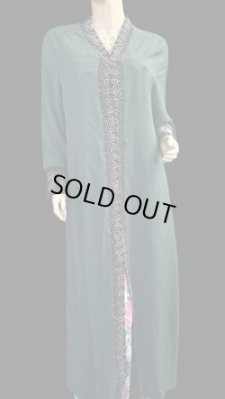 画像1: プリントポリエステルガラベーヤ☆green black rhinestone☆前開きタイプ☆フロントオープン