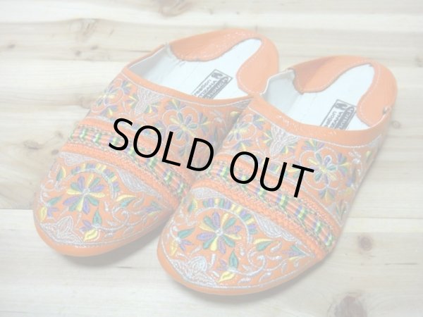 画像1: モロッコのバブーシュ☆エナメルオレンジブロダリー☆ (1)