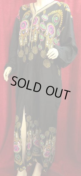 画像2: エジプトガラベーヤ☆ファティマの手☆ブラック☆前開きタイプ (2)