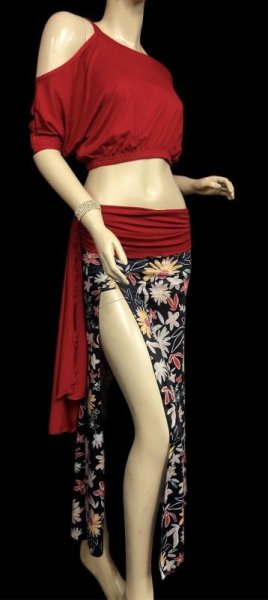 画像2: プリントストレッチオフショルダーチョリ&スカートセット☆レッド☆ (2)