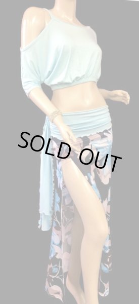 画像2: プリントストレッチオフショルダーチョリ&スカートセット☆ライトスカイブルー☆ (2)