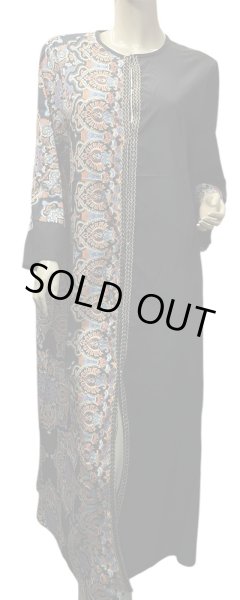 画像1: プリントポリエステルガラベーヤ☆black☆前開きタイプ☆フロントオープン (1)