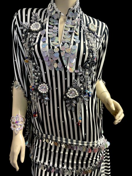 画像2: エジプト製ゴージャスストライプサイーディ/ バラディドレス☆white X Black ☆ (2)