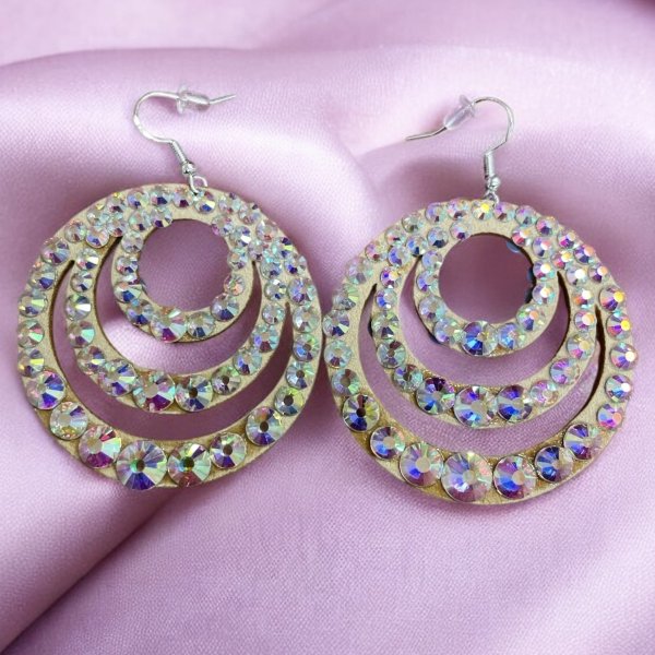 画像2: オーロラキラキララインストーンピアス3 (2)