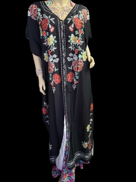 画像1: プリントポリエステルガラベーヤ☆black orange flower ☆前開きタイプ☆フロントオープン (1)